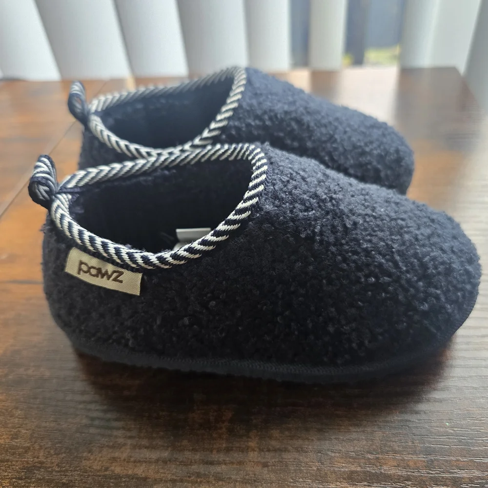 ​NWOT Pawz Navy Blue Teddy Fleece Comfort Slippers Size 9/10